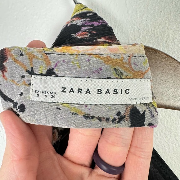 Zara Multicolor Halter Blouse - Picture 9 of 10